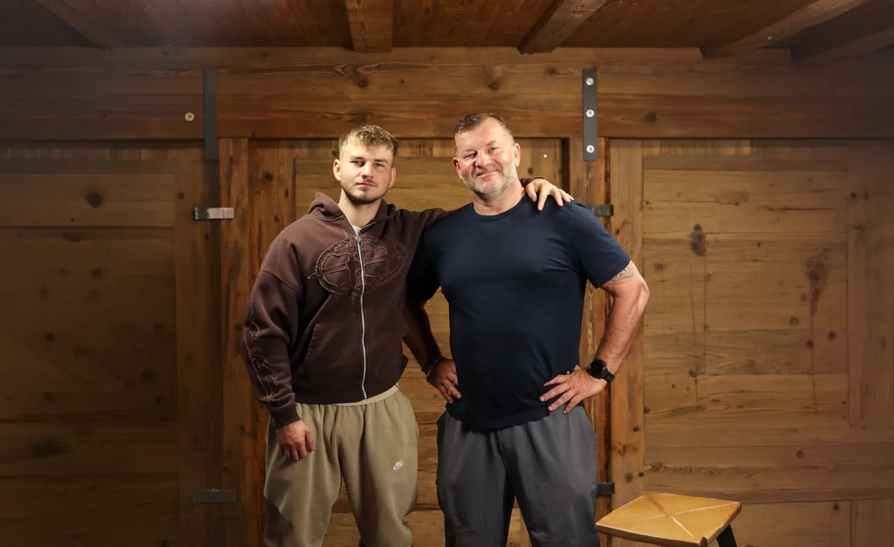 Daniel a Zdeněk Sokolovi, syn a otec z firmy Vykupujeme trámy